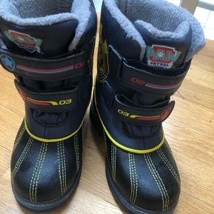 Boys snow boots